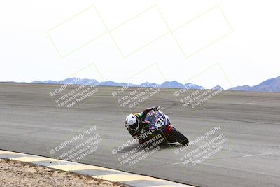 media/Feb-27-2022-CVMA (Sun) [[a3977b6969]]/Race 6 500 Supersport-350 Supersport (Holeshot)/